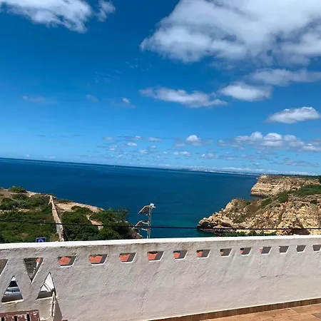 Sleeps4-familyfriendly-balcony *